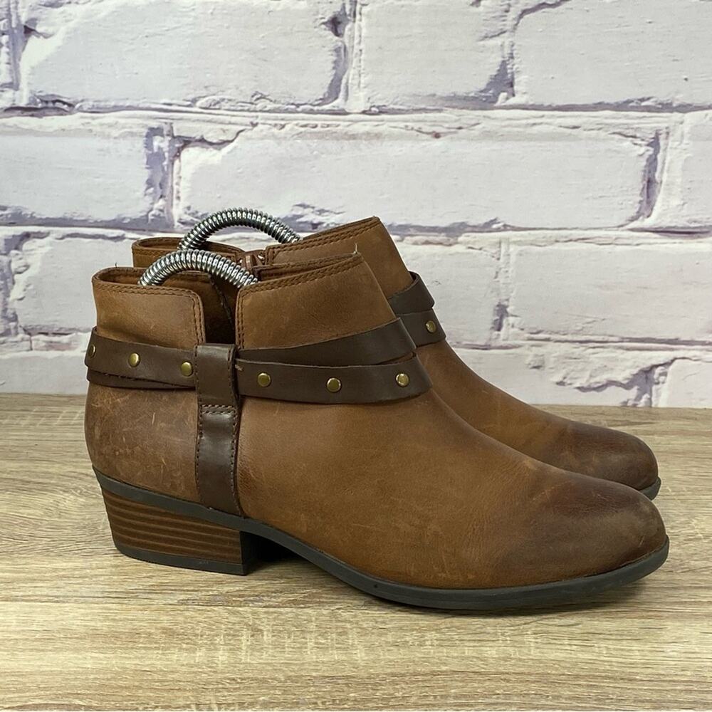 Clarks Addiy Zoie Brown Leather Ankle Bootie Women's 7.5 Studded Strap Boots